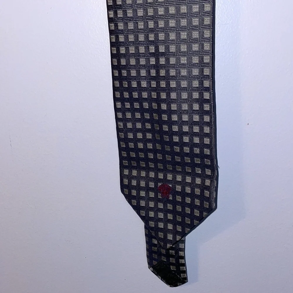 Versace Gray Silver Geometric Design Medusa Head Logo Silk Tie